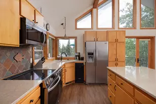 22310 Sweetgrass Dr, Bend, OR 97702 - Photo 38