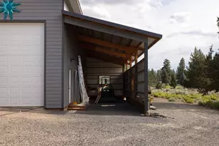 22310 Sweetgrass Dr, Bend, OR 97702 - Photo 16