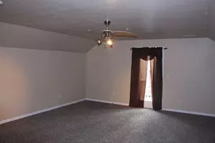 440 N 4th St, Jacksonville, OR 97530 - Photo 26