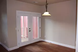 440 N 4th St, Jacksonville, OR 97530 - Photo 12