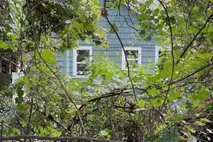 377 Pelton Ln, Gold Hill, OR 97525 - Photo 18