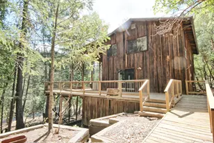 939 Beaver Creek Rd, Jacksonville, OR 97530 - Photo 42