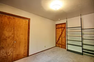 939 Beaver Creek Rd, Jacksonville, OR 97530 - Photo 40