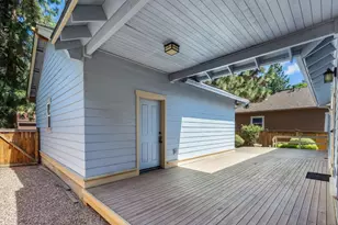 2612 NW Lemhi Pass Dr, Bend, OR 97703 - Photo 28