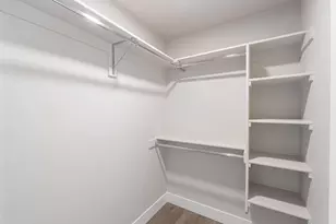 20528 NE Empire Ave, Bend, OR 97701 - Photo 22