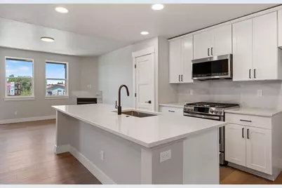 20528 NE Empire Avenue, Bend, OR 97701 - Photo 12