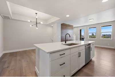 20528 NE Empire Avenue, Bend, OR 97701 - Photo 10