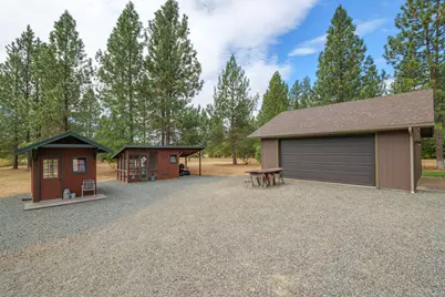 255 Mountain Paradise Drive, Grants Pass, OR 97526 - Photo 24