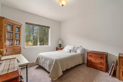 255 Mountain Paradise Drive, Grants Pass, OR 97526 - Photo 18