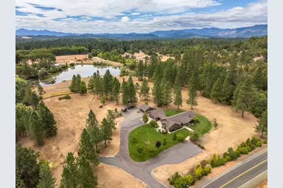 255 Mountain Paradise Drive, Grants Pass, OR 97526 - Photo 1