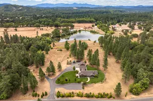 255 Mountain Paradise Dr, Grants Pass, OR 97526 - Photo 30