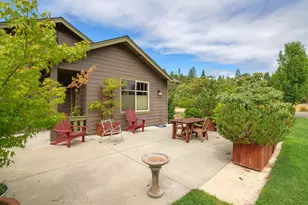 255 Mountain Paradise Dr, Grants Pass, OR 97526 - Photo 28