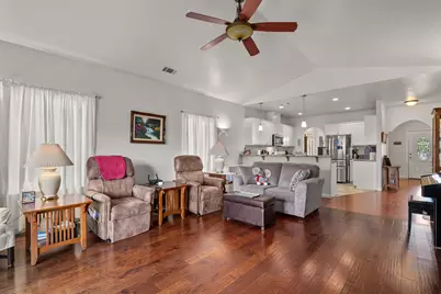 2140 Nick Way, Grants Pass, OR 97527 - Photo 8