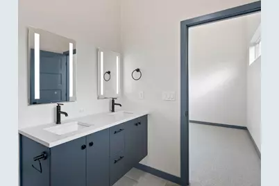 757 SW Pelton Place #7, Bend, OR 97702 - Photo 12