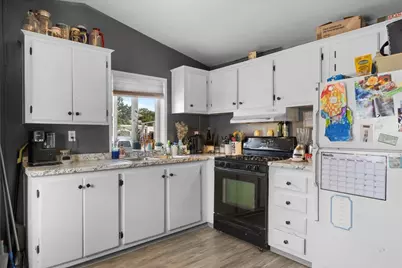 11427 Blackwell Road #UNIT 2, Central Point, OR 97502 - Photo 6