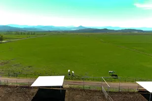 1881 Brophy Rd, Eagle Point, OR 97524 - Photo 14