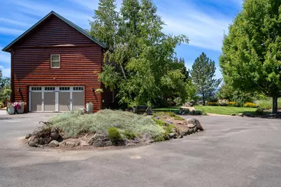 1881 Brophy Road, Eagle Point, OR 97524 - Photo 36