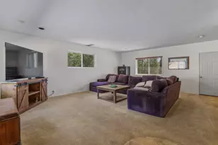 235 Larkin Rd, Grants Pass, OR 97527 - Photo 16