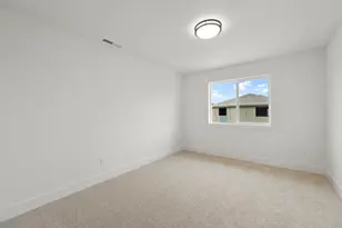 21162 NE Beall Dr, Bend, OR 97701 - Photo 18