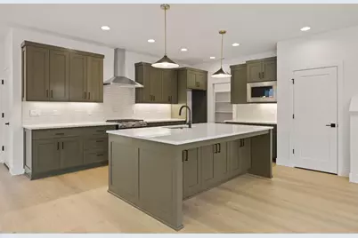 21162 NE Beall Drive #18, Bend, OR 97701 - Photo 8