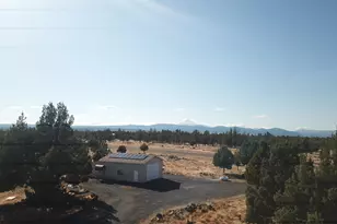 13422 SW Airfield Ln, Culver, OR 97734 - Photo 34