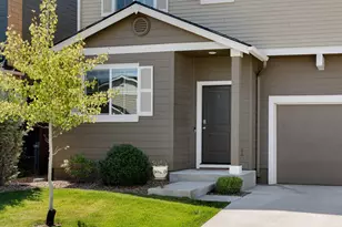 20559 SE Cameron Ave, Bend, OR 97702 - Photo 2