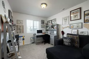 20559 SE Cameron Ave, Bend, OR 97702 - Photo 18