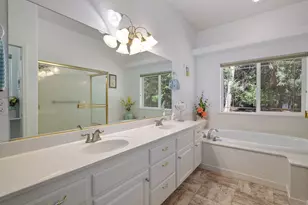 341 Sugar Pine Dr, Merlin, OR 97532 - Photo 22