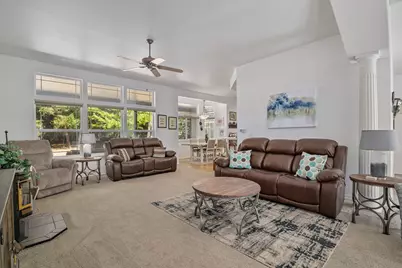 341 Sugar Pine Drive, Merlin, OR 97532 - Photo 6