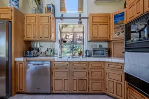 2850 Quail Run Rd, Talent, OR 97540 - Photo 10