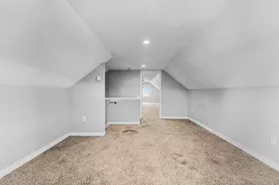 221 SW Rainbow Ave, Dallas, OR 97338 - Photo 26