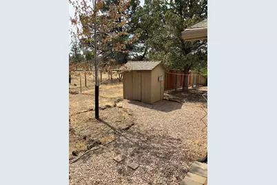 2420 NW Helmholtz Way, Redmond, OR 97756 - Photo 34