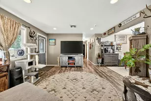 1010 Garfield St, Medford, OR 97501 - Photo 6