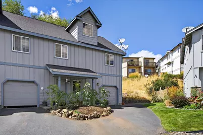 1419 NE Lucinda Court, Bend, OR 97701 - Photo 2