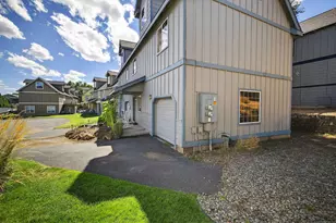 1419 NE Lucinda Ct, Bend, OR 97701 - Photo 26