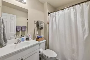 1419 NE Lucinda Ct, Bend, OR 97701 - Photo 18