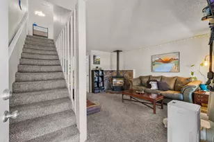 8 SW Mc Kinley Ave, Bend, OR 97702 - Photo 8