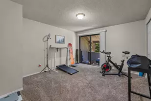 8 SW Mc Kinley Ave, Bend, OR 97702 - Photo 20