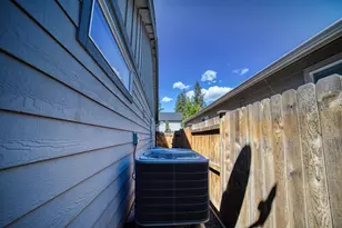 1171 W Hill Ave, Sisters, OR 97759 - Photo 14