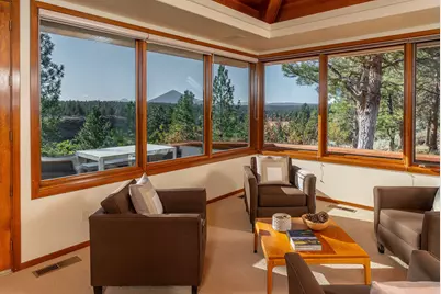 69305 Hawksflight Drive, Sisters, OR 97759 - Photo 10