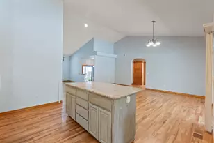 1946 NW Crown St, Grants Pass, OR 97526 - Photo 12