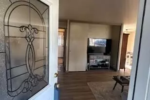 10518 Kincheloe Ave, Klamath Falls, OR 97603 - Photo 2