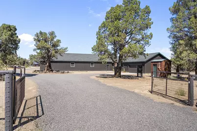 25480 Bachelor Lane, Bend, OR 97701 - Photo 2
