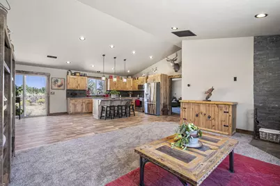 25480 Bachelor Lane, Bend, OR 97701 - Photo 16