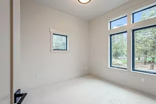 2447 Osprey Dr, Redmond, OR 97756 - Photo 38