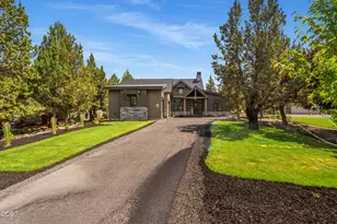 2447 Osprey Dr, Redmond, OR 97756 - Photo 2