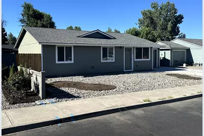 3150 SW Pumice Avenue, Redmond, OR 97756 - Photo 2