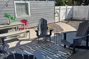 202 NW Thurston Ave, Bend, OR 97703 - Photo 6