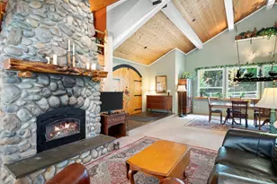 19875 SW Meadow View Dr, McMinnville, OR 97128 - Photo 8