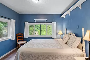 19875 SW Meadow View Dr, McMinnville, OR 97128 - Photo 22